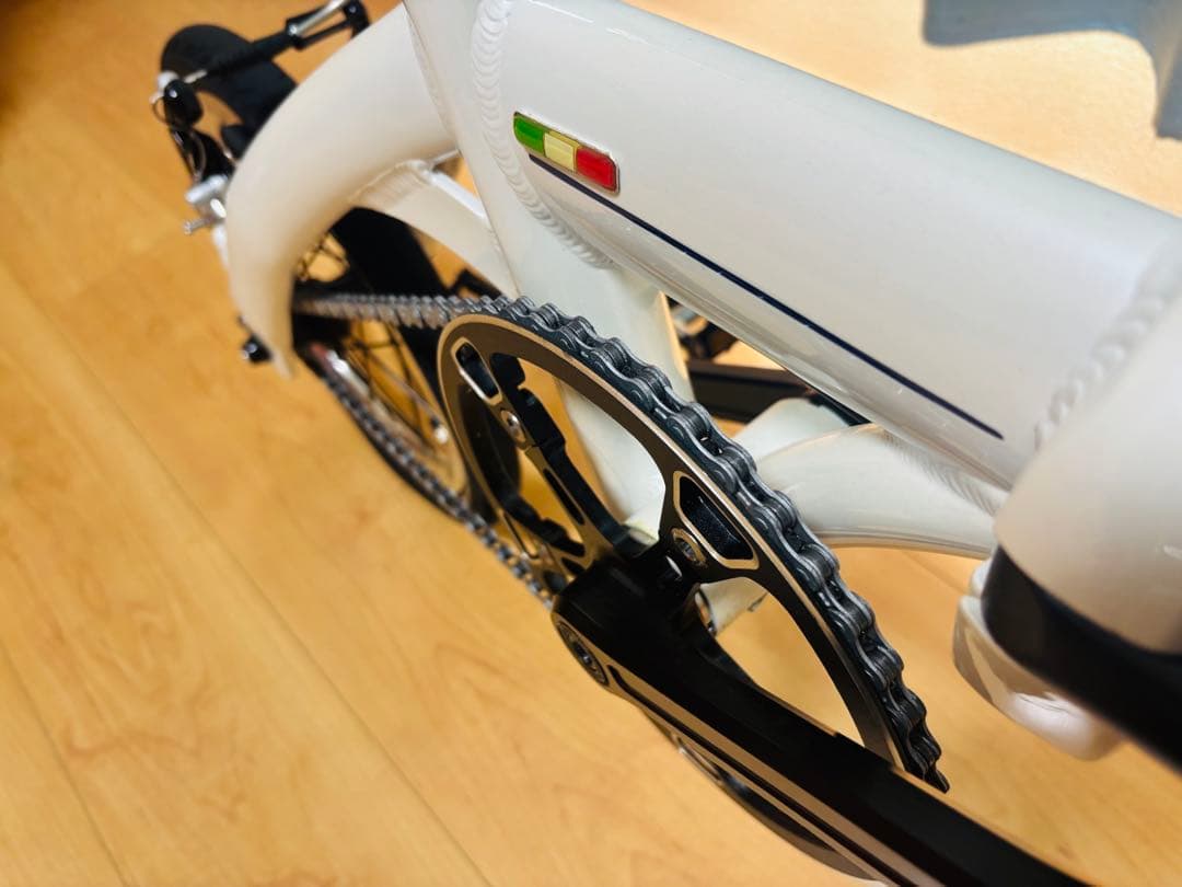 【愛知】SINA COVA 折りたたみ自転車 6.8kg