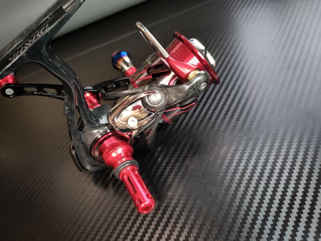 Daiwa 17 AEGIS 2003F　新品ハンドル、スタンド付