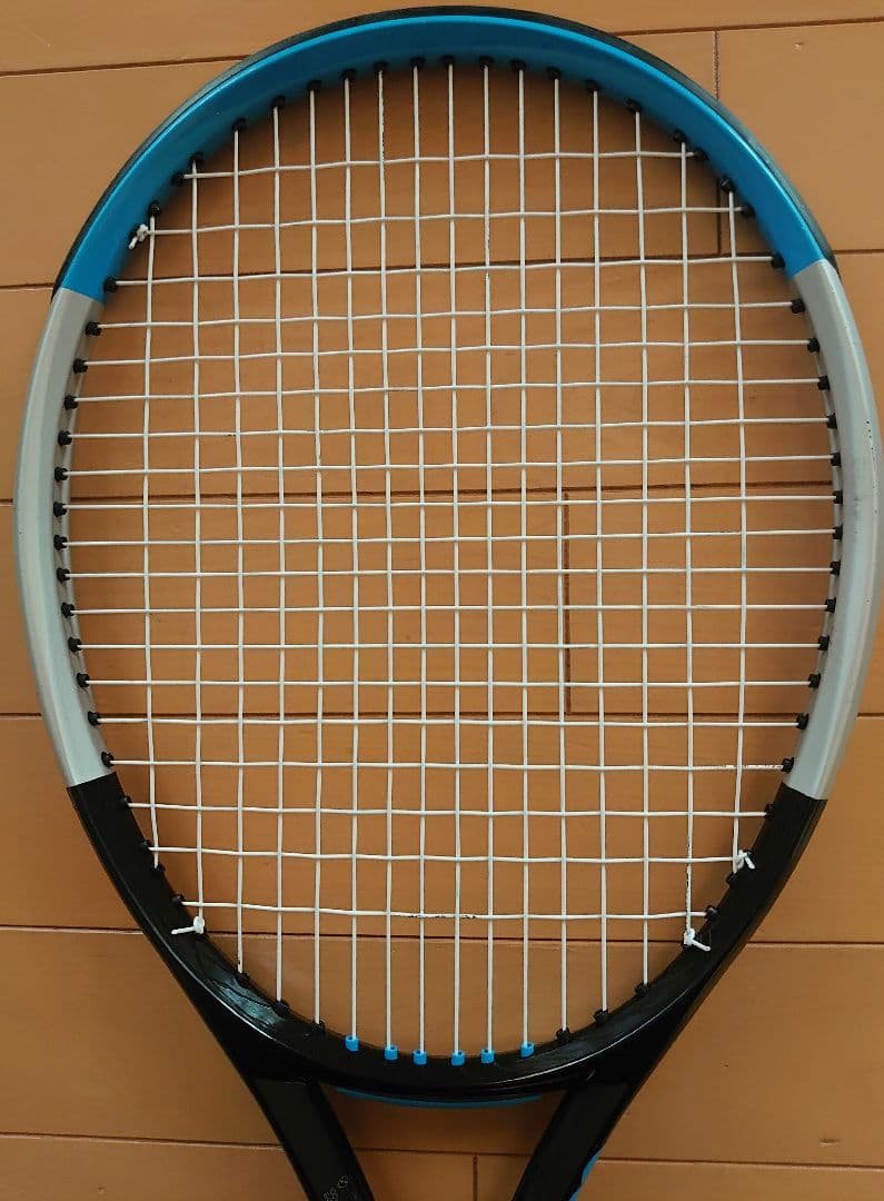 Wilson Ultra V3 V4 100 テニスラケット
