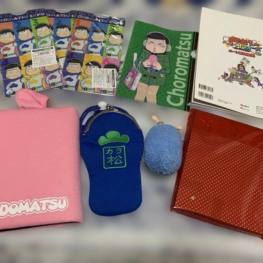 【限定品/美品】おそ松さん 6つ子全員集合！松型缶バッジ グッズ