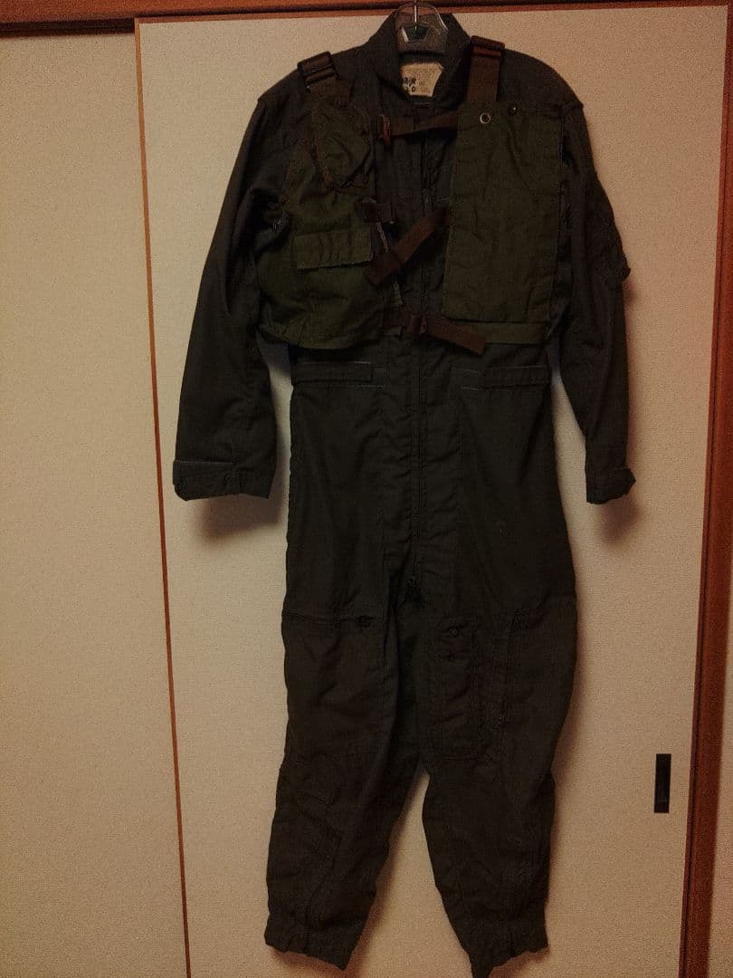 再々値下げ‼️ヴィンテージ フライングジャンプスーツとサバイバルベスト