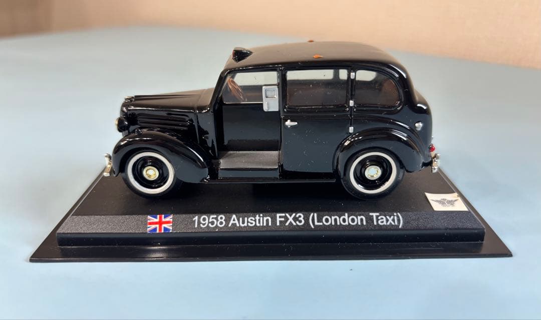 1958 Austin FX3 ロンドンタクシー ミニカー ＃㉘