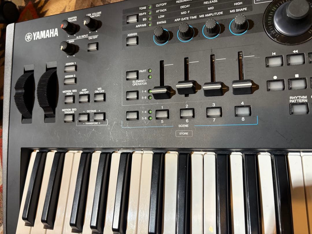 Yamaha MODX6 シンセサイザー 61鍵盤