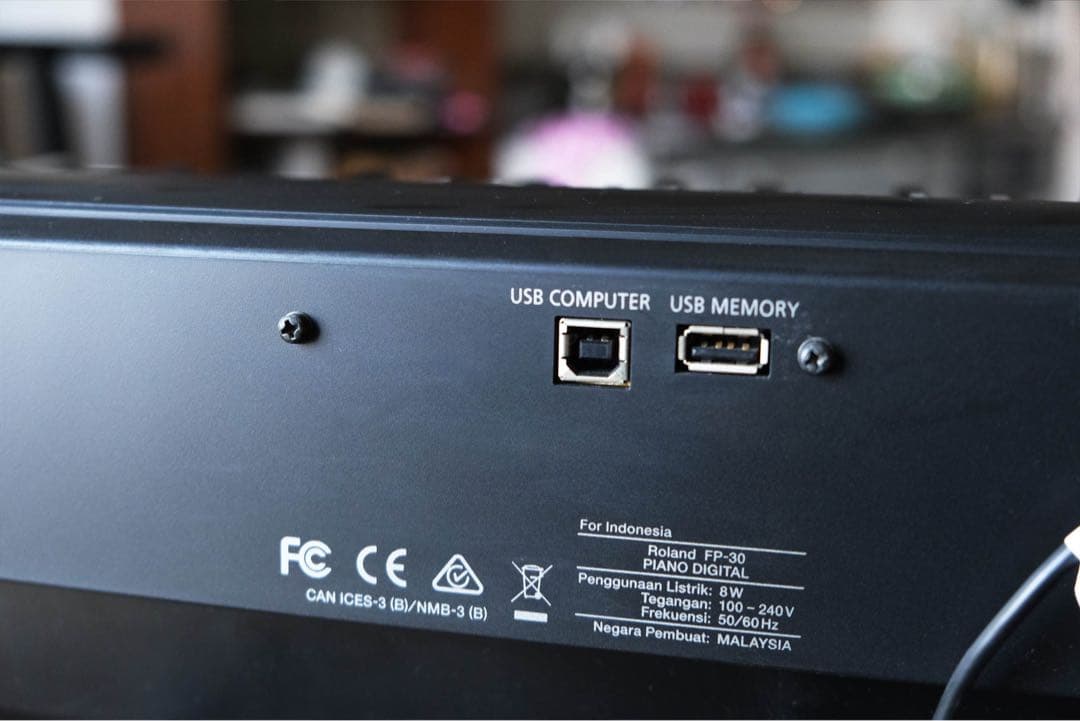 [送料込み]Roland FP-30ローランド電子ピアノ　スタンド付き