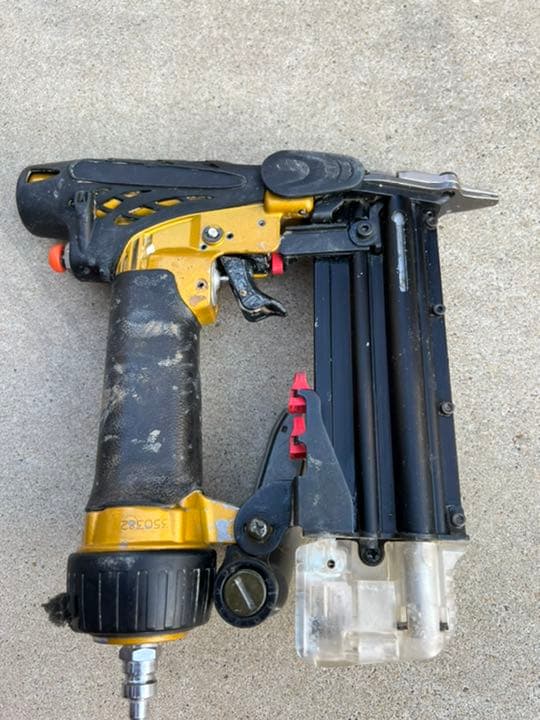 日立工機　ピンタッカ　高圧