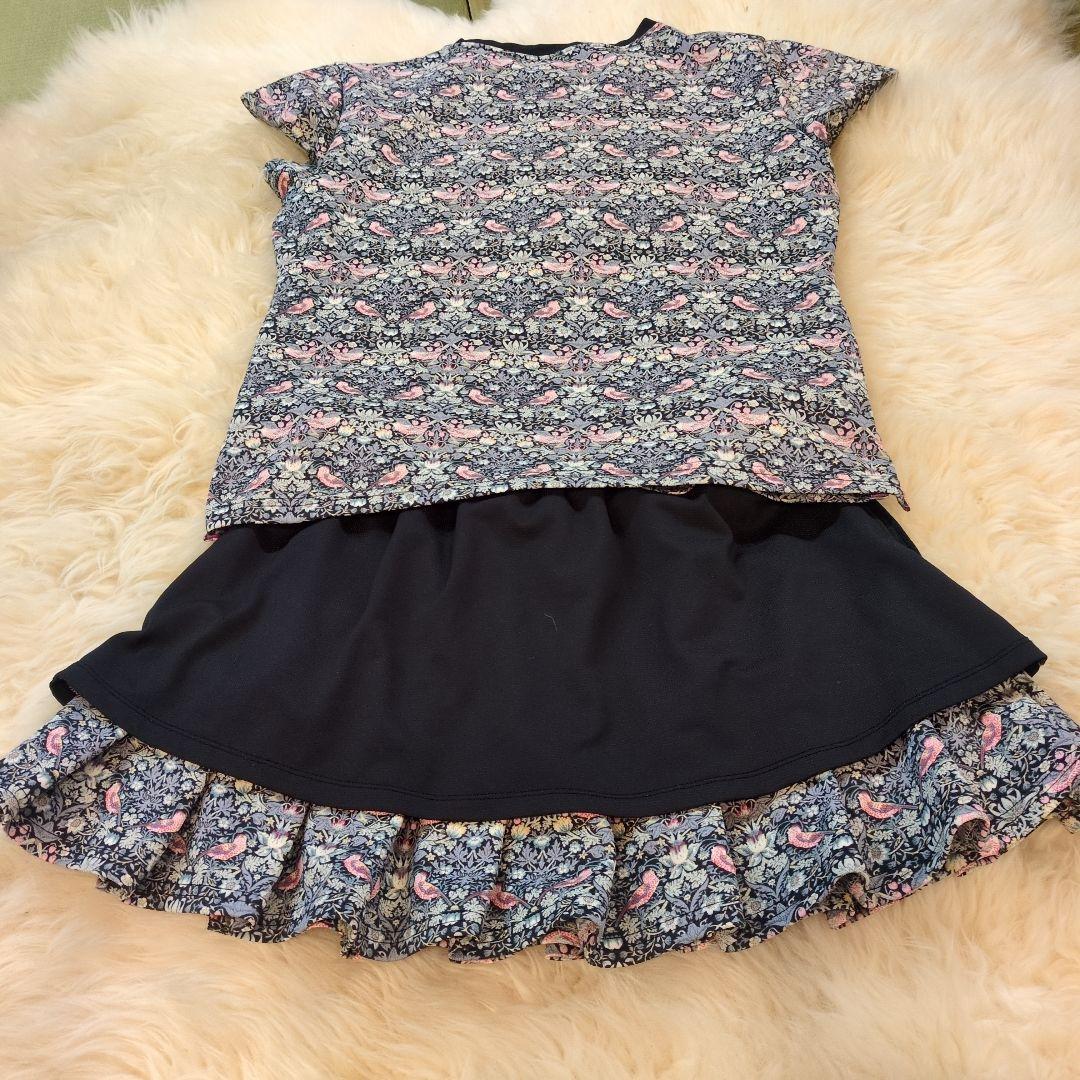 YONEXヨ ネックス　レディーステニスウェア 上下セット