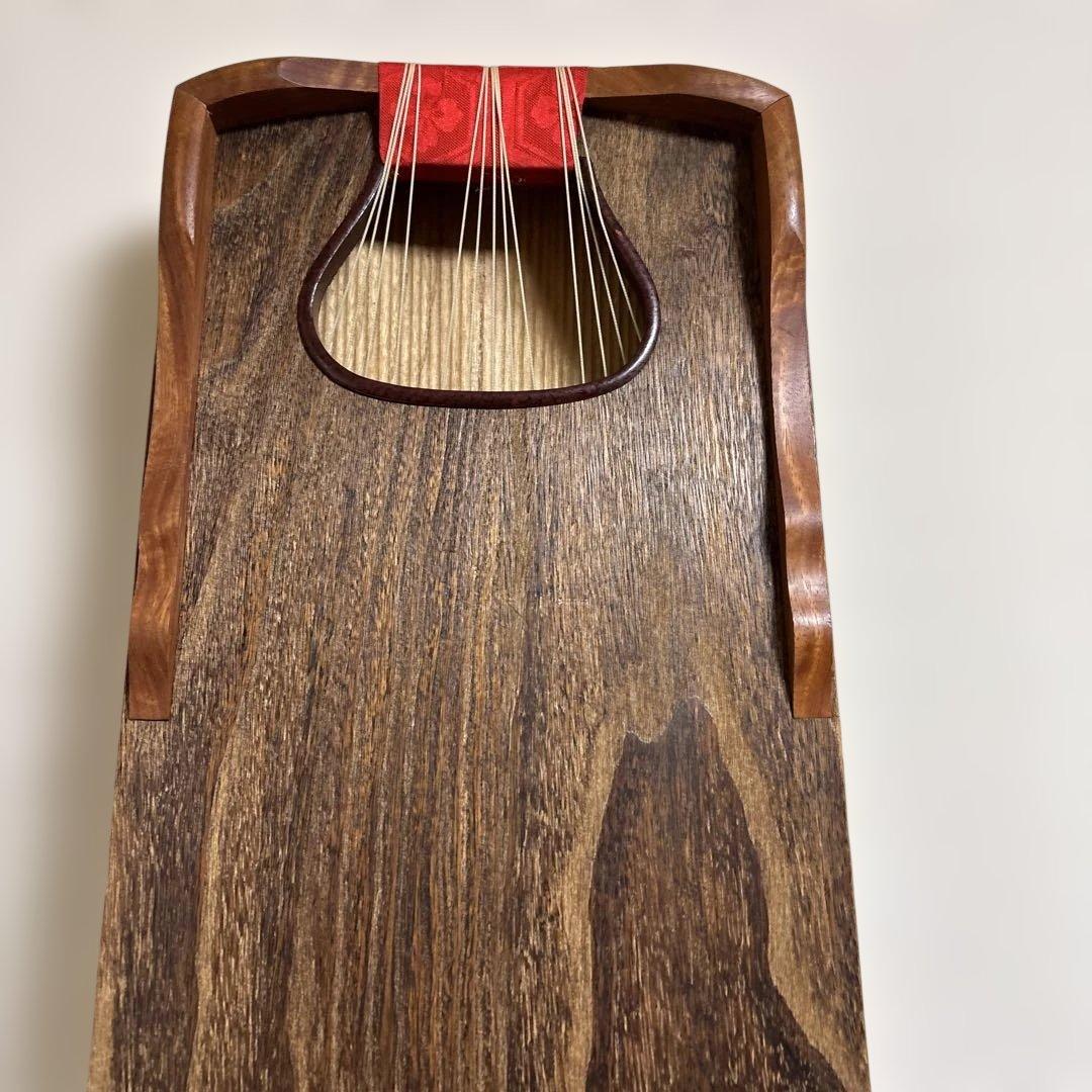 美品　生田流　筝 13弦　赤い装飾　カバー　琴柱付き　ヴィンテージ引き取りのみ