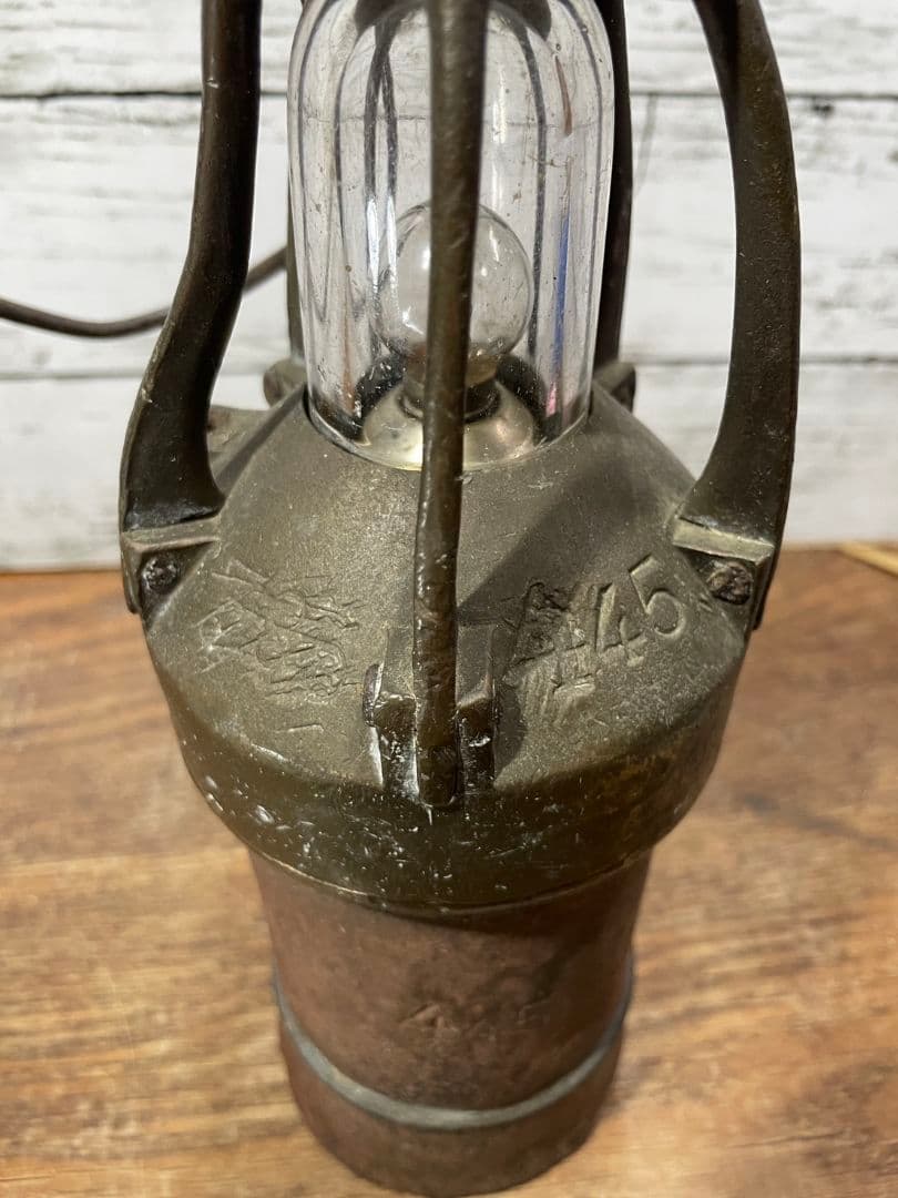 フランスアンティーク 古い炭鉱のランタン 吊り下げ ランプ 照明器具 置物