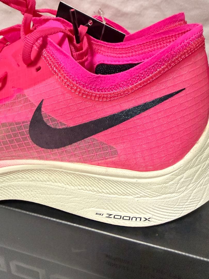 NIKE Zoomx Vaporfly Next % 新品未使用 27.0cm