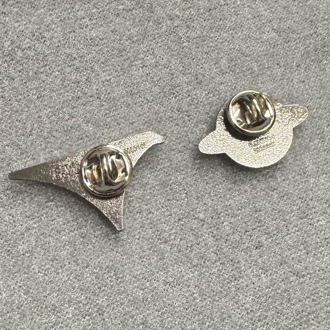 ティターンズ　エゥーゴ　機動戦士ガンダム生誕30周年　ピンズコレクション