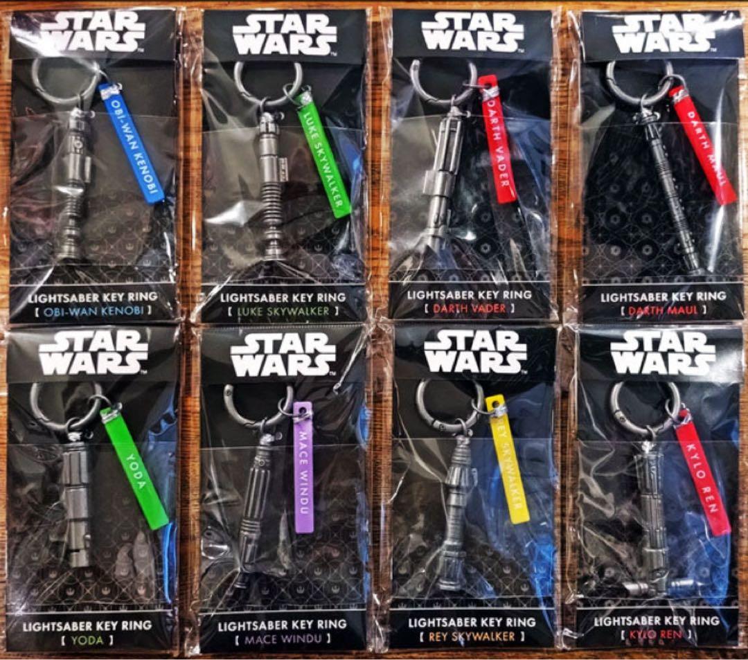 star wars ライトセーバーキーホルダー 8種セット