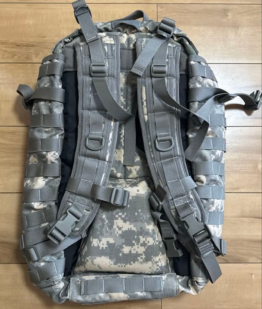 新品　米軍ミリタリー　迷彩バックパック