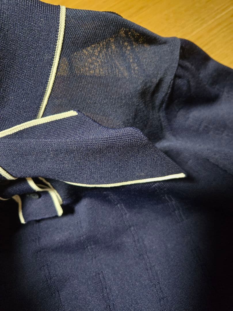 近年モデル❣️未使用❣️PEARLY GATESパーリーゲイツ薄手長袖ニット❣️