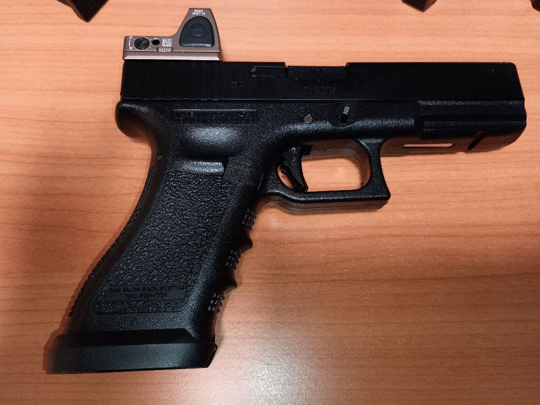 マルイ ハイキャパ5.1 グロック17gen3 マガジンホルスターベルト等セット