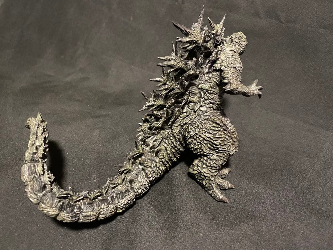 アオシマ　ゴジラプラモデル