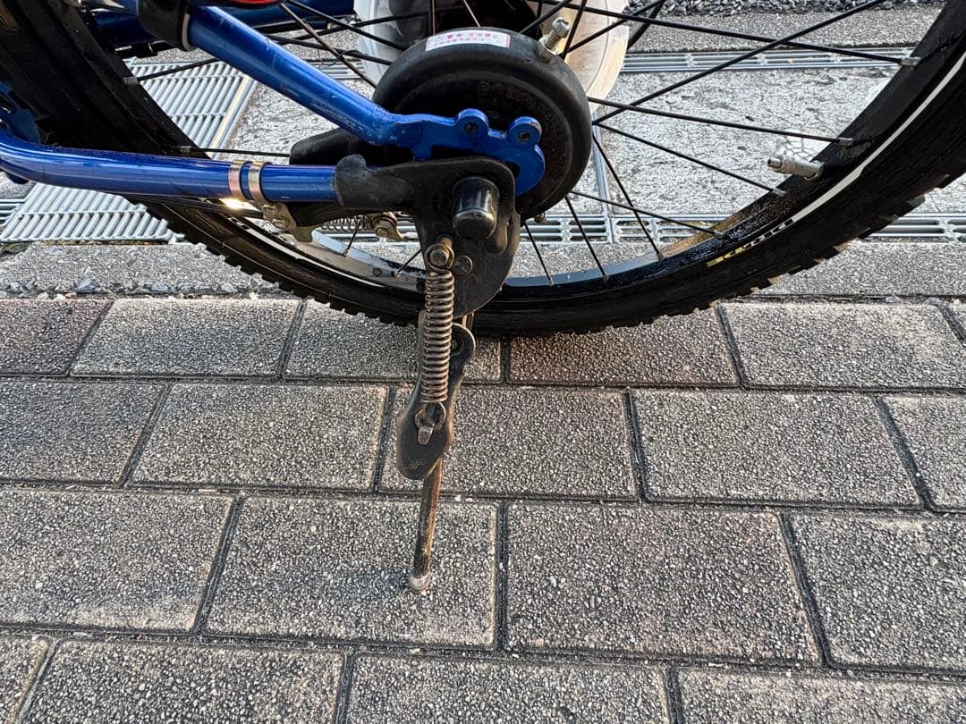 アトリュード ジュニアスポーツバイク 青