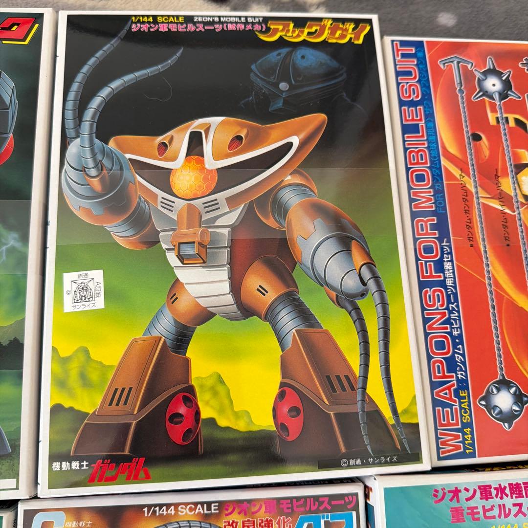 新品未組立　旧キット　ガンダム プラモデル　13点SET