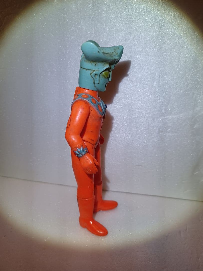 (昭和購入物)ウルトラマンレオ(身長約18.5cm)　ブルマァク　ソフビ