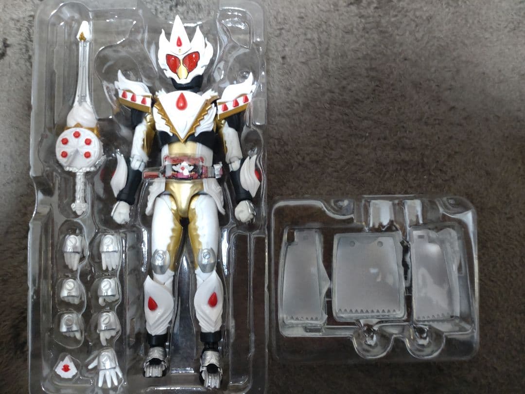 仮面ライダーカヴ　SHフィギュアーツ　セット