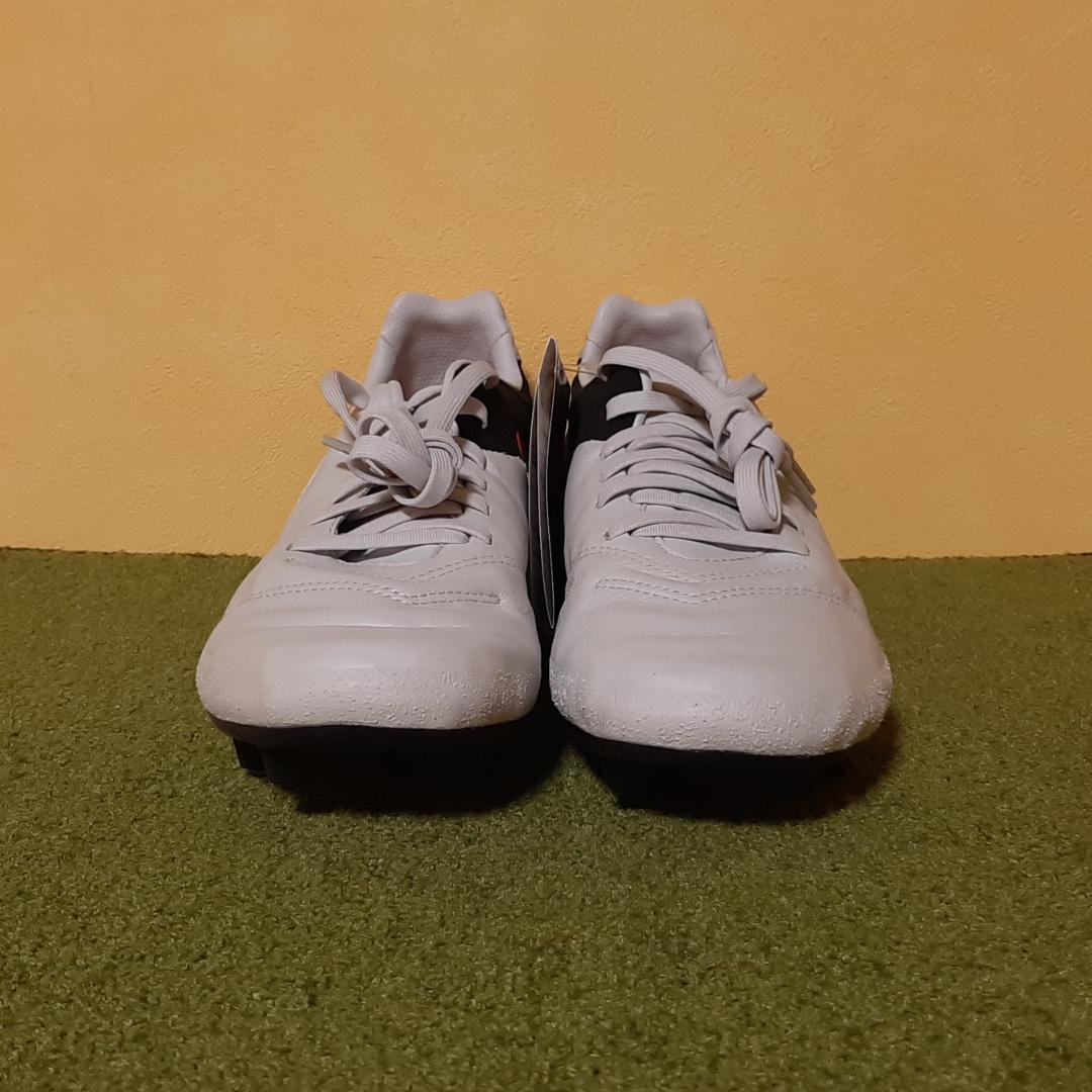 新品 サッカースパイク ナイキ ティエンポ HG 廃盤 激レア 25.5cm