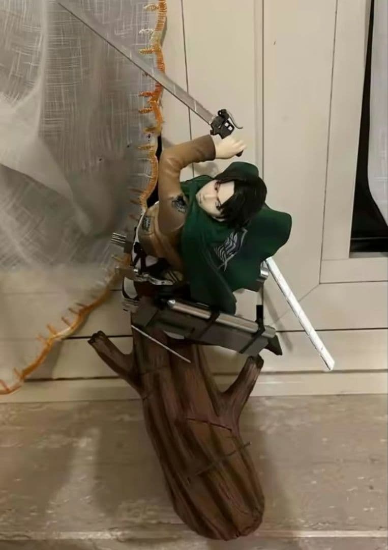 リヴァイ・アッカーマン アクションフィギュア