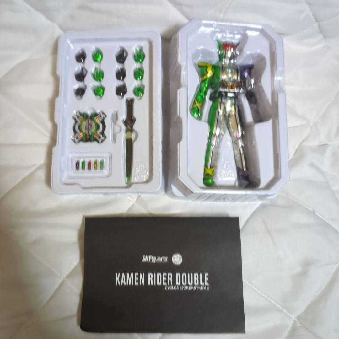 S.H.F 真骨彫製法　仮面ライダーWサイクロンジョーカーエクストリーム