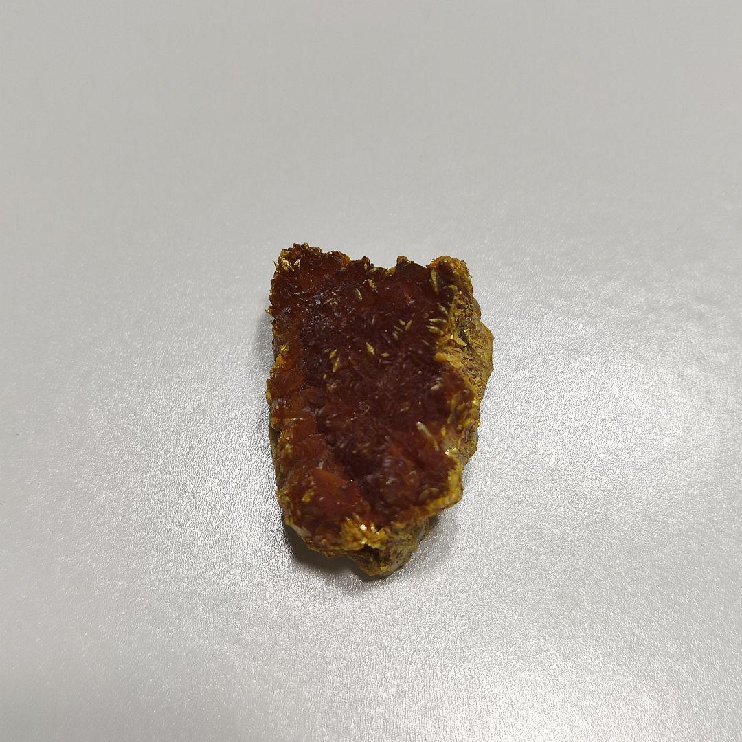 パワーストーン　天然石　原石　オーピメント　石黄　8g　No.977