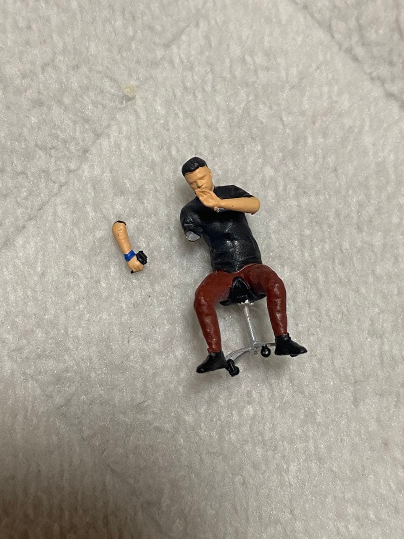 フィギュア1／64