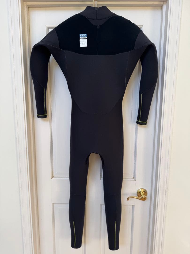 BE WET ［ビーウェット］フルスーツ TORNADO