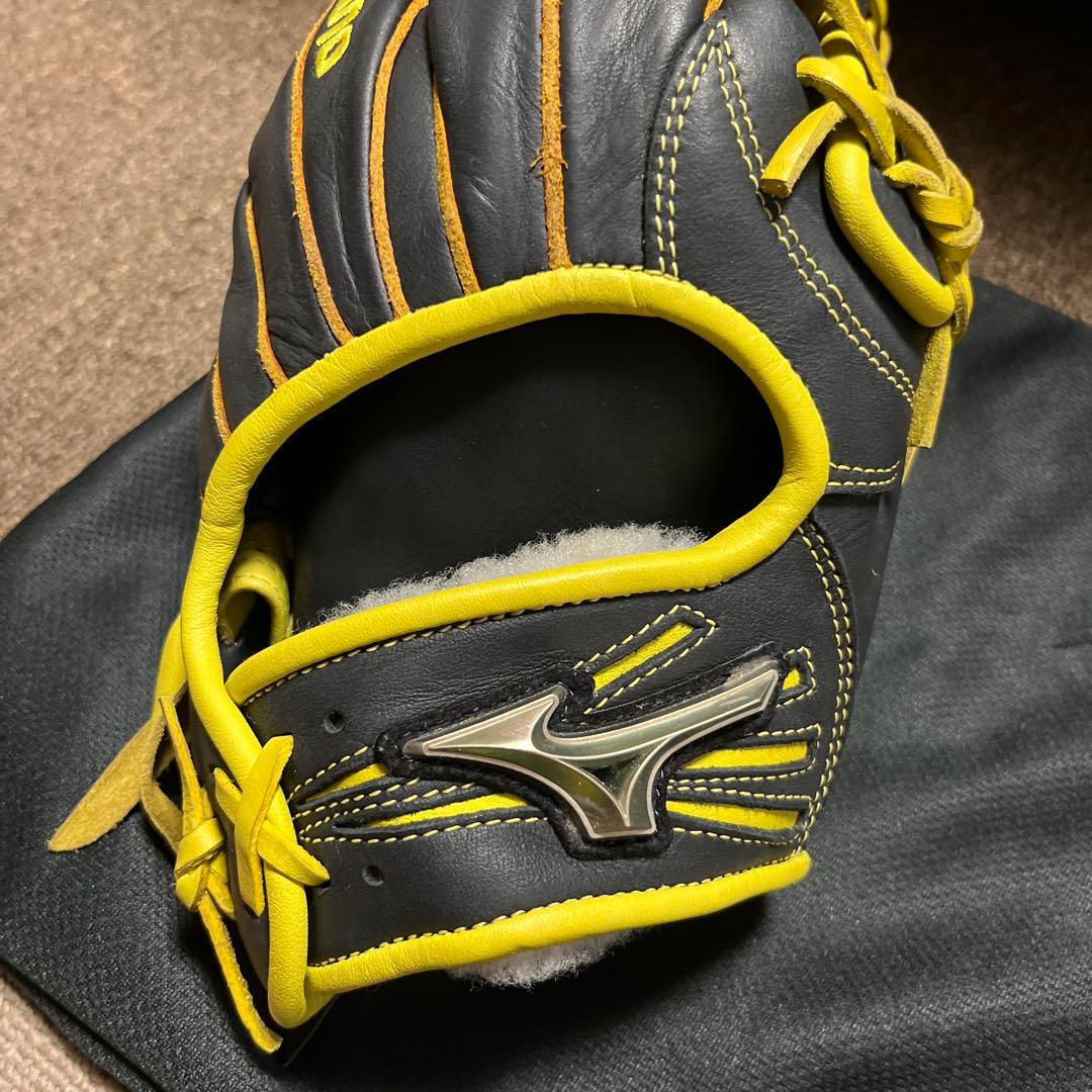 美品　ミズノグローバルエリート　オーダー　軟式野球　グローブ