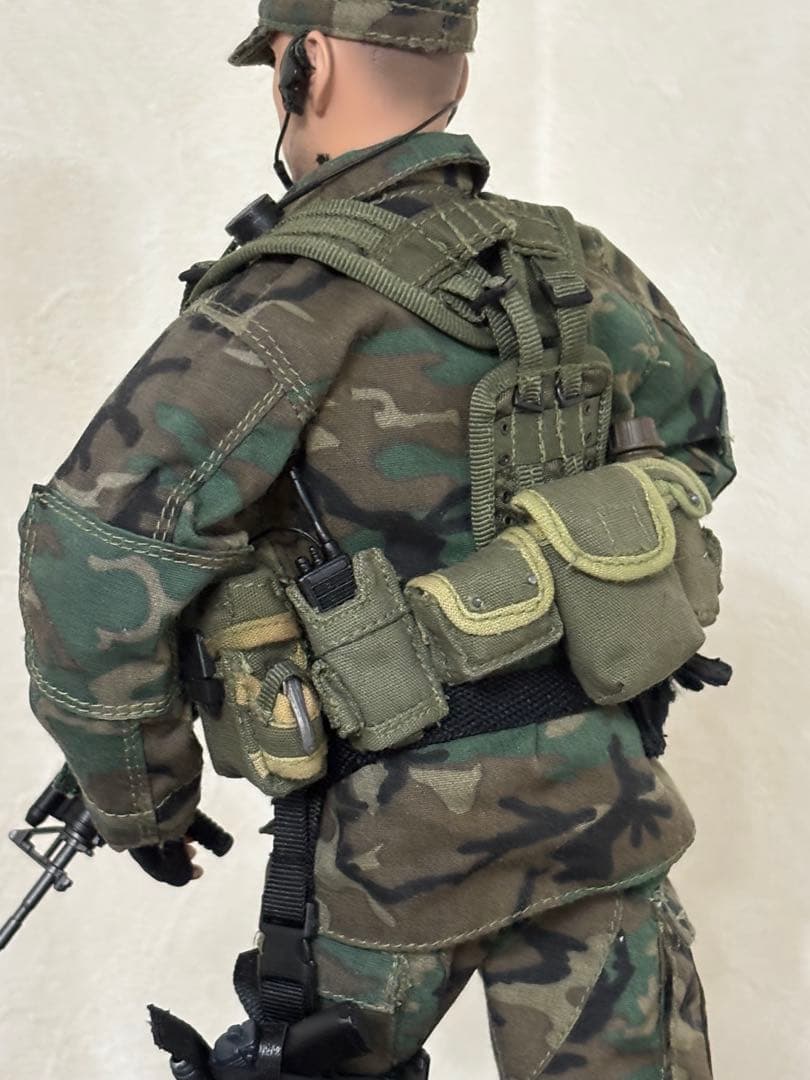 アメリカ海軍ネイビーシールズ チームリーダー ティアーズ オブ ザ サン