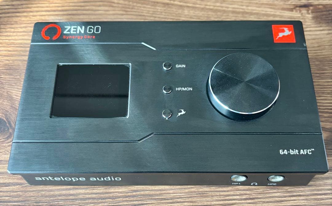 antelope audio ZEN GO ピンクの猫