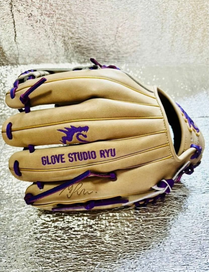 RYU 6周年記念グローブ　TIG 硬式軟式兼用モデル