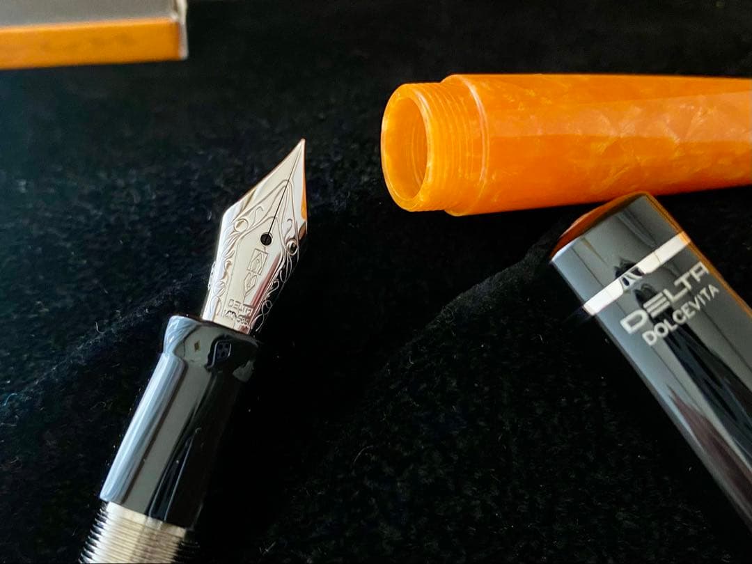 DELTA デルタ 万年筆 Dolce Vita mini ドルチェヴィータミニ