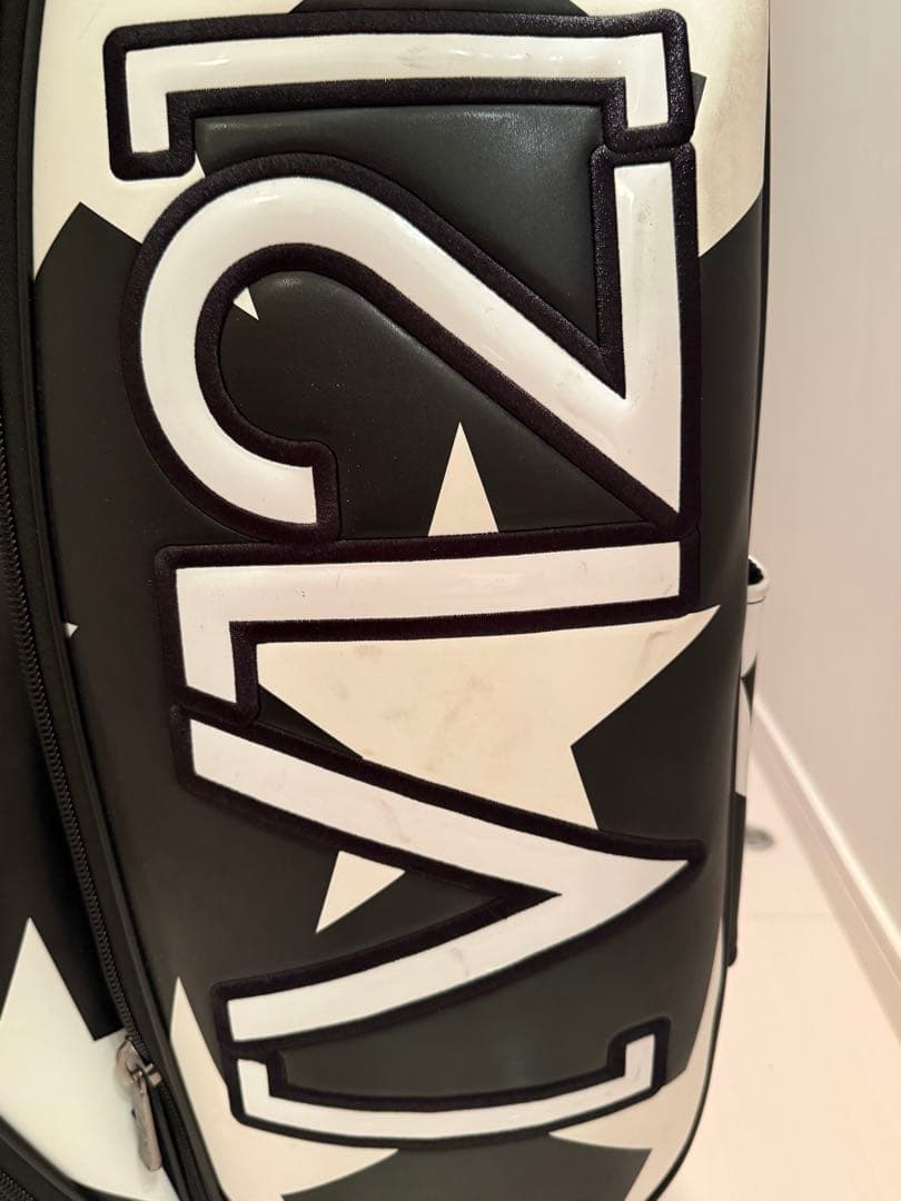 V12 キャディバッグ スター柄 ブラック/ホワイト