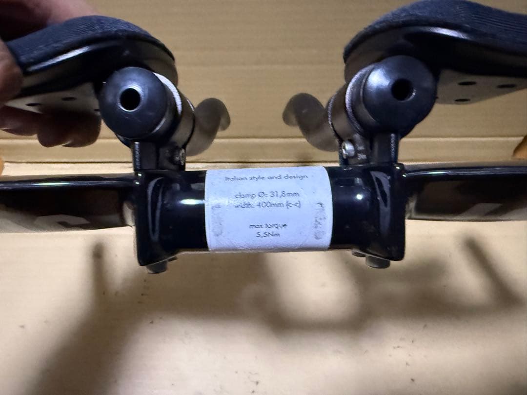 3T AURA PRO TTバイク　カーボンハンドル　DHバー