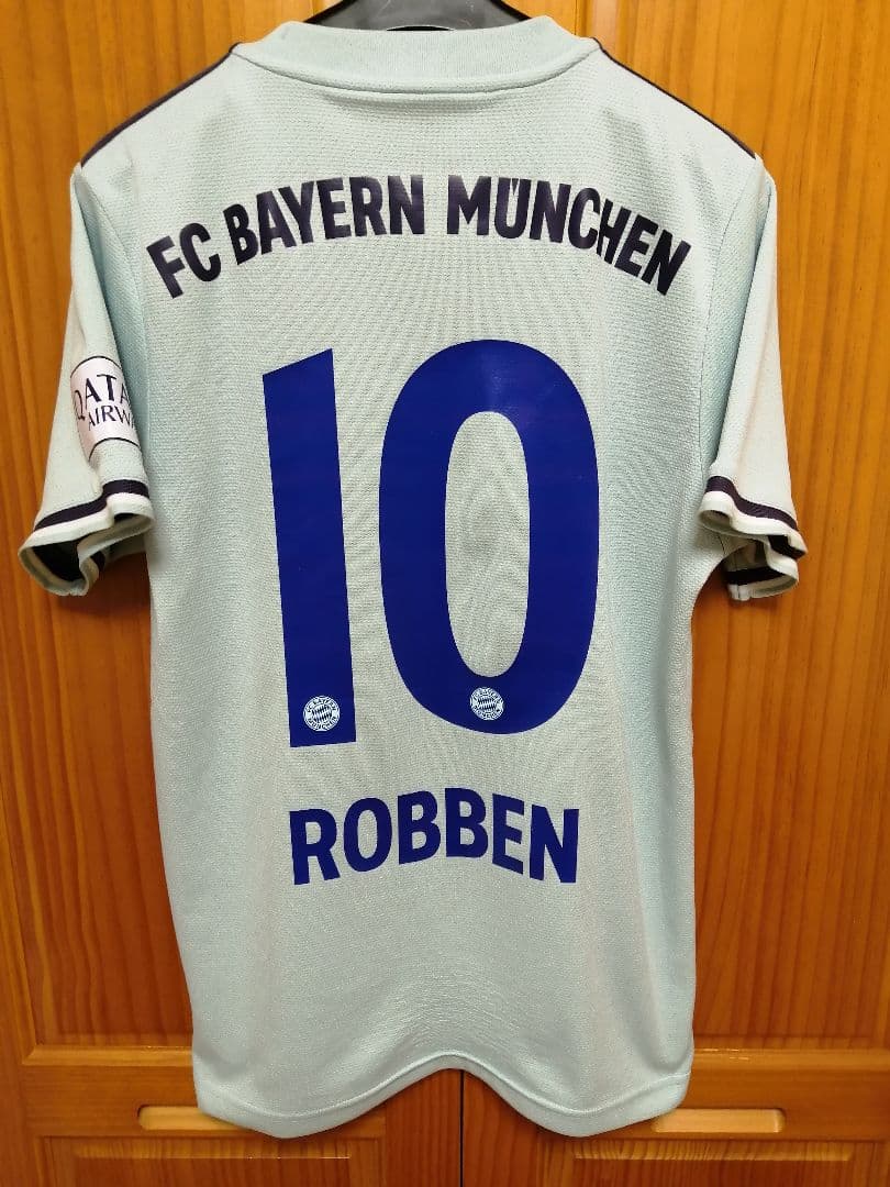 【正規品】バイエルン・ミュンヘン　ロッベン　ユニフォーム