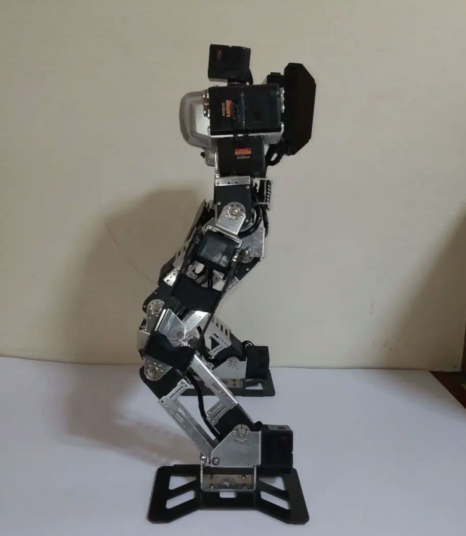 【貴重】二足歩行バトルロボット　メリッサエクシード　タイプG