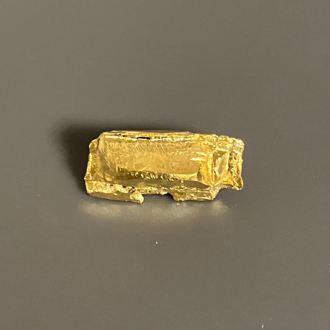 Ｑ 純金塊24k 4.09g GOLD 彫金母材資産鉱石