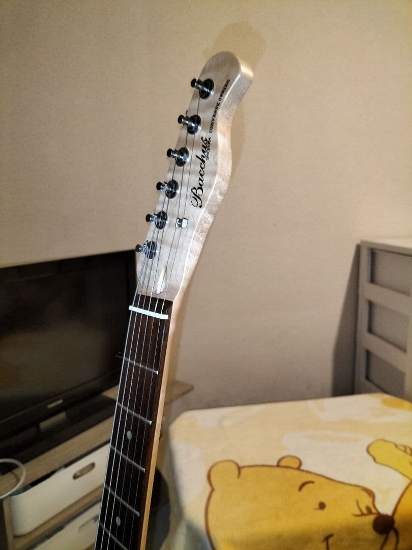 Bacchusバッカス テレキャスターBTE-1R/ブラック【トラ杢ネック】