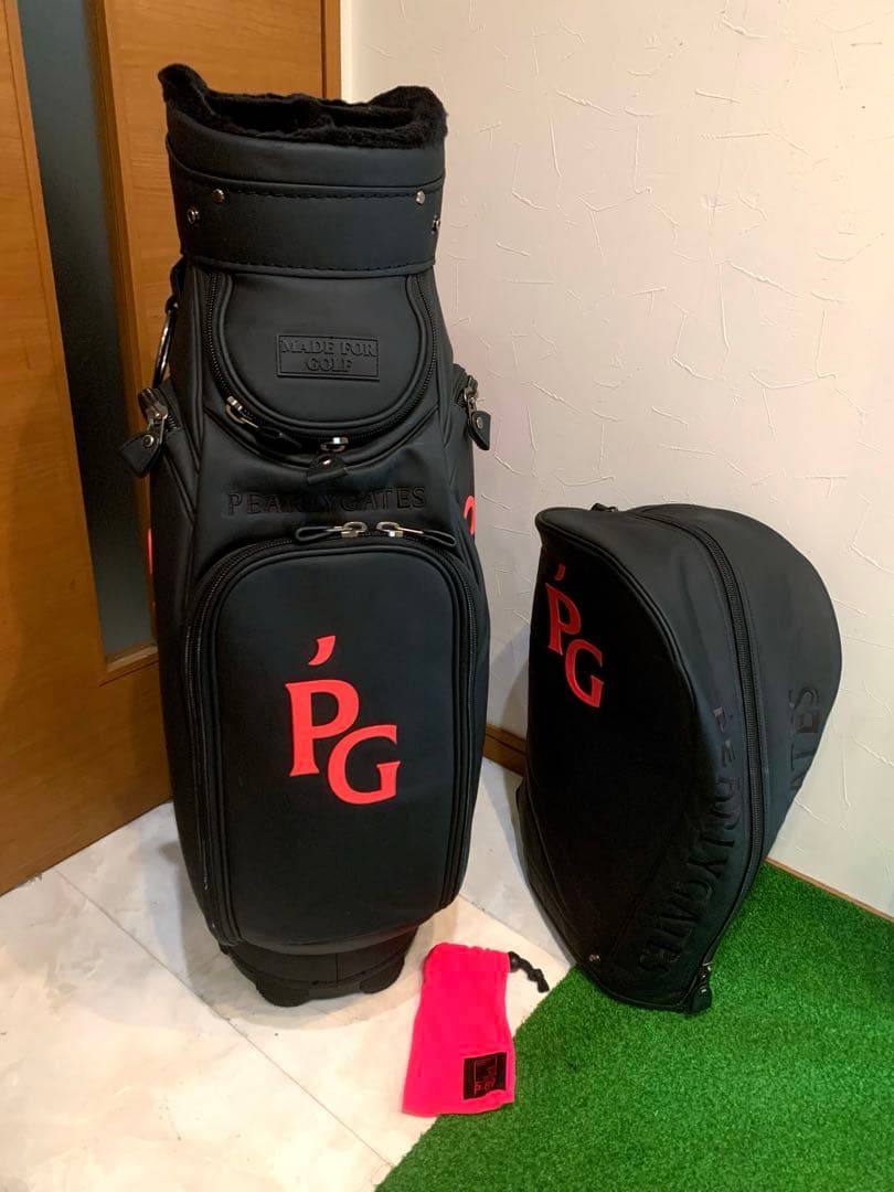 希少　即完売　パーリーゲイツ　TWICE 限定　キャディバッグ　ヘッドカバー付き