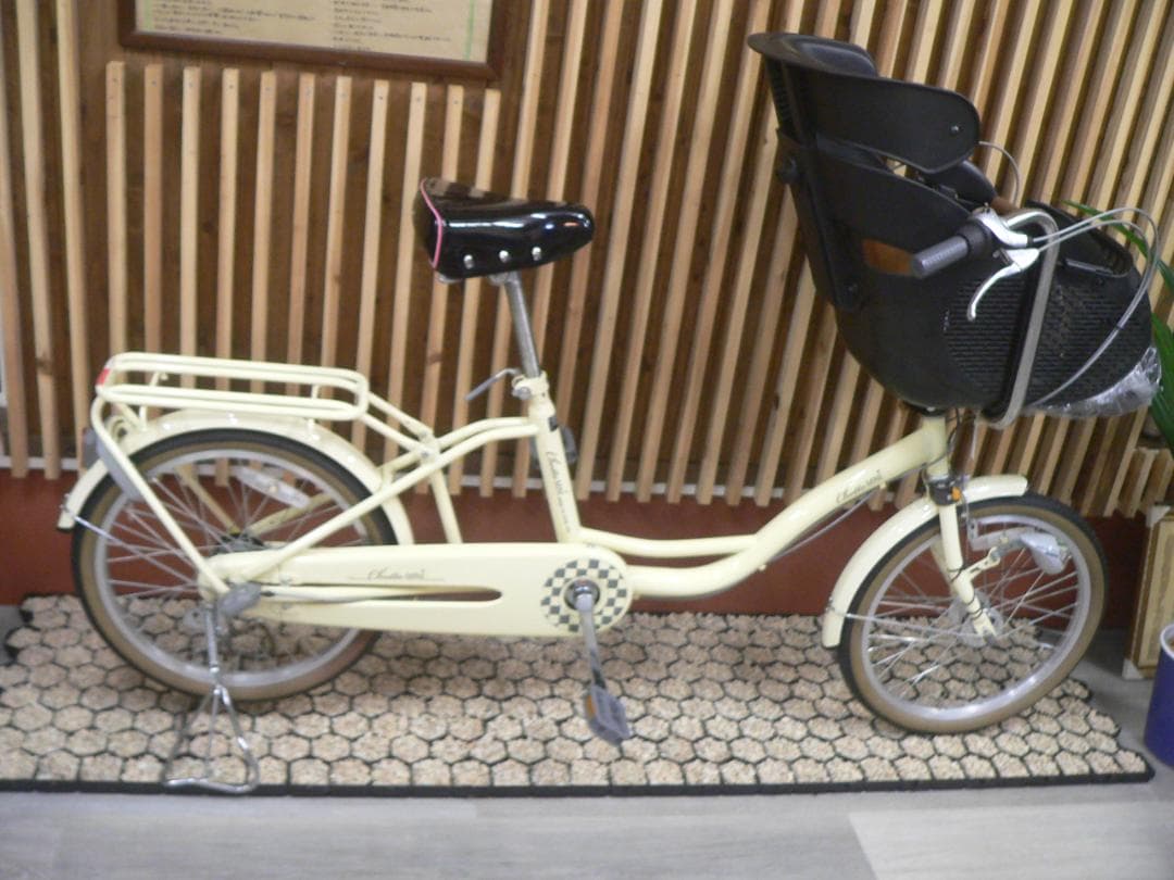 ウエルビサイクル　3人乗り、LEDライト　前輪、後輪20インチ 新車　完成車発送