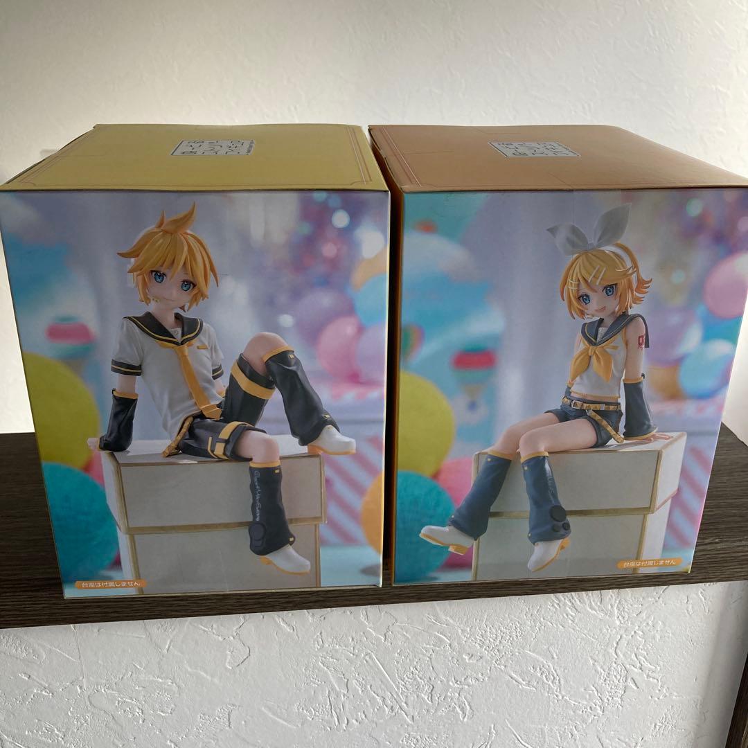 フリューくじ　初音ミク　ぬーどるストッパーフィギュア　鏡音リン・レンセット