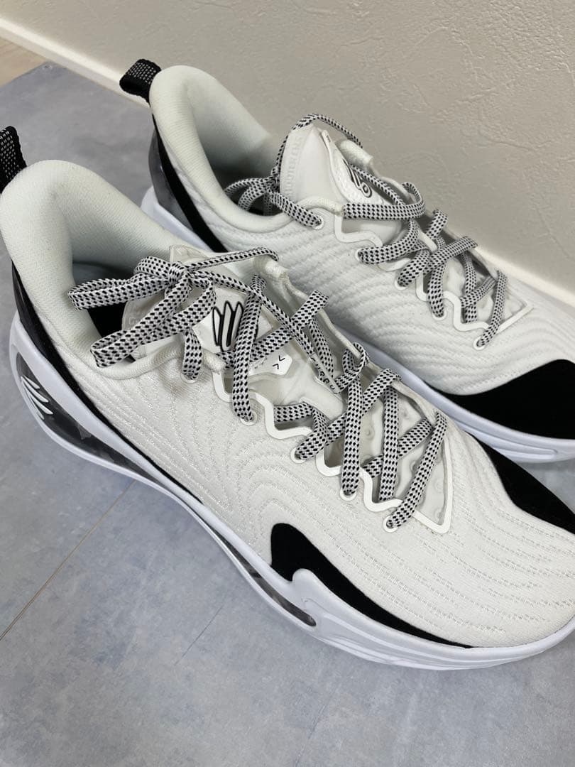 Curry 12 / SHOOTING CURRY 12 SSシグネチャーモデル