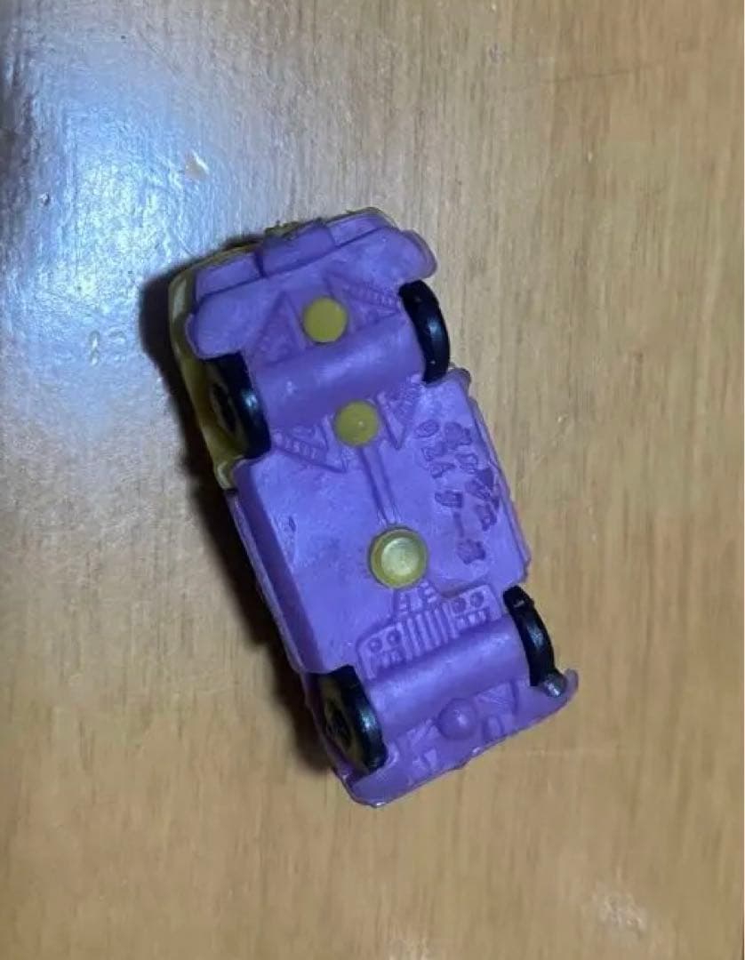 スーパーカー　消しゴム　組み立て式