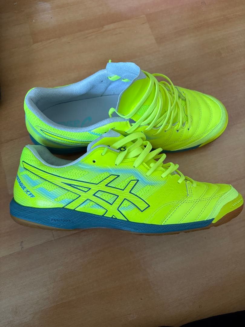 ASICS デスタッキ k ff フットサルシューズ　25