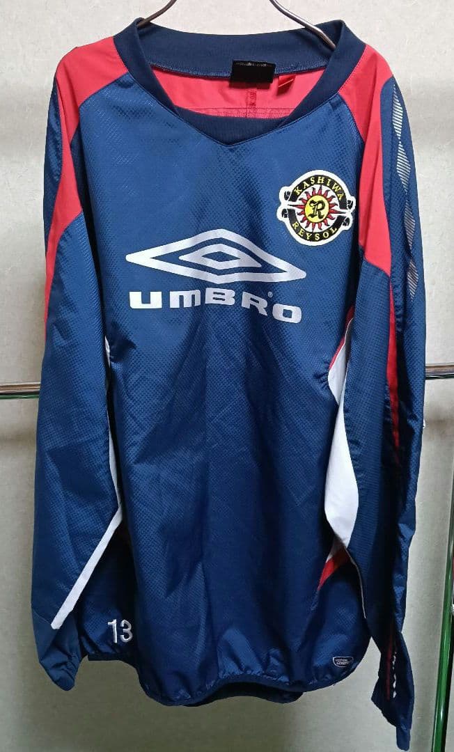 アンブロ製！ 柏レイソル 支給品no.13 長袖トレーニングピステ ネイビー