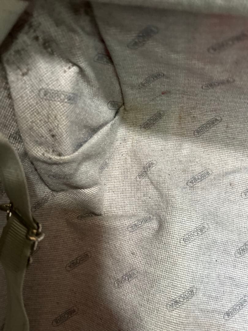 リモワRIMOWAレッド33L 2輪キャリースーツケース