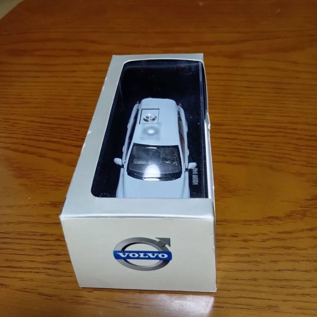 MOTORART モーターアート　ボルボ　V40 1/43