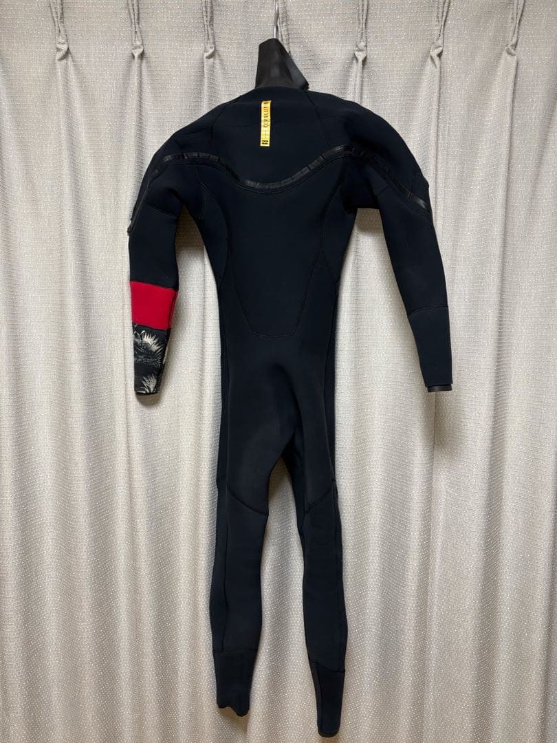 BILABONG(ビラボン)5×3mm セミドライ メンズMLサイズ相当 美品